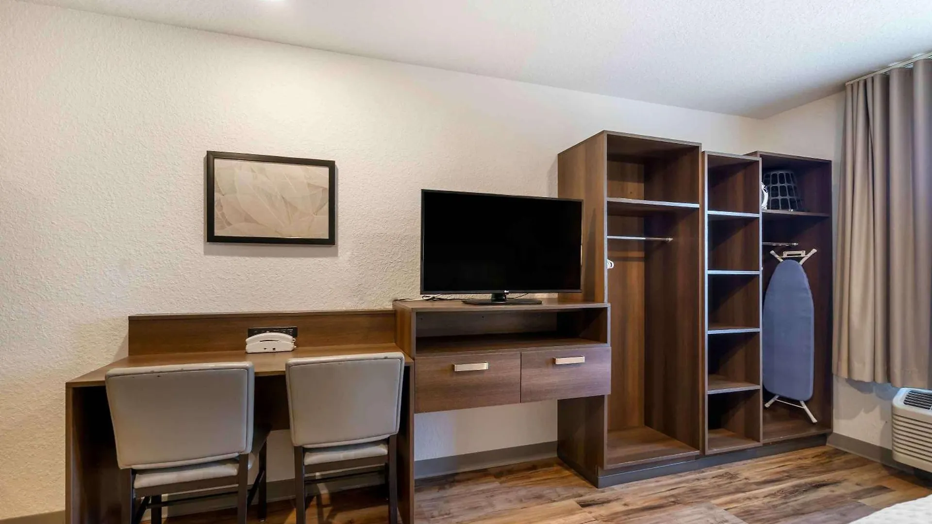 Extended Stay America Select Suites - Tampa - Brandon - East